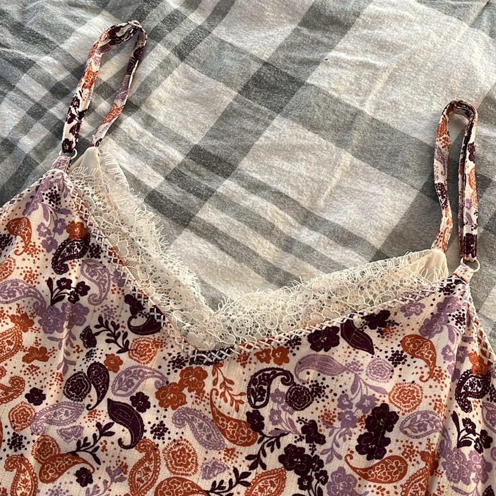 Idyllwind brand paisley tank top, western tank top, lace tank top, size mediumm - Picture 4 of 5